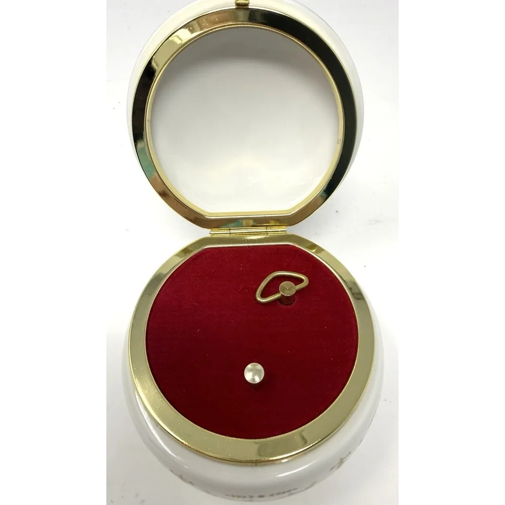 Fleetwood Collection this beautiful